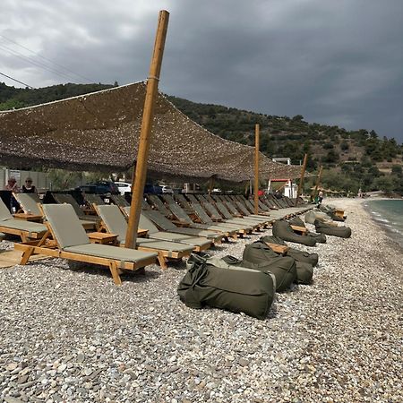 Eratous Seaside House Agii Dimitrios ke Panteleimon Exterior foto